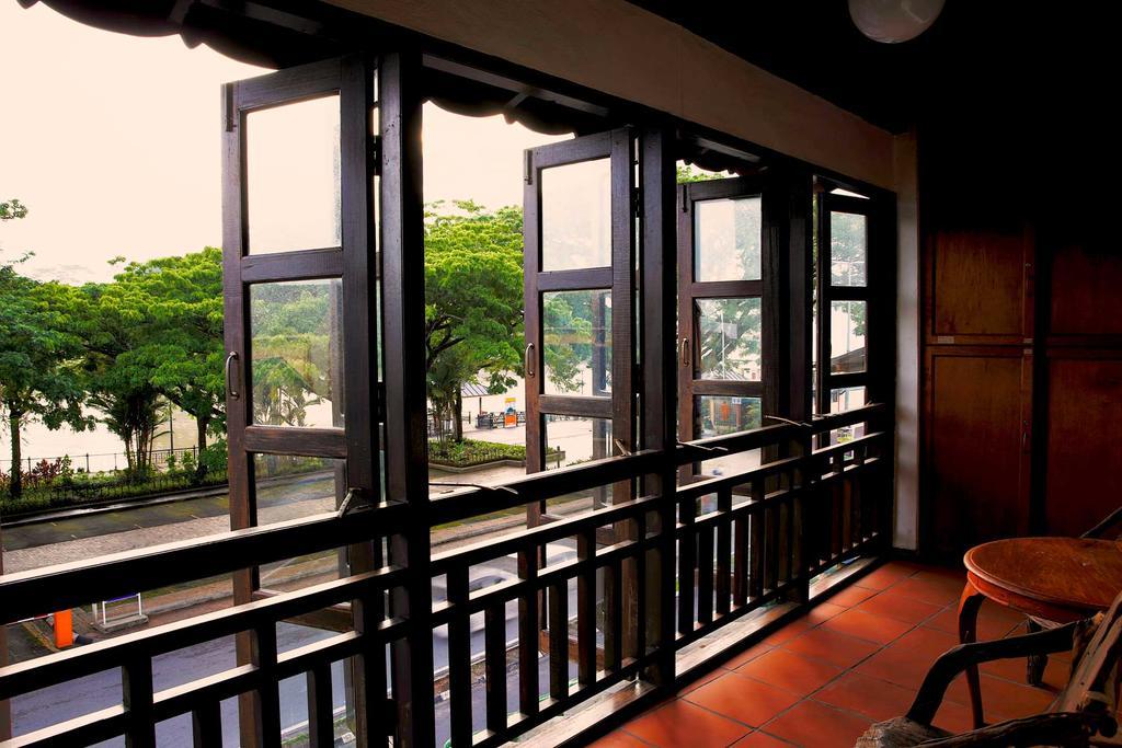 Kuching Waterfront Lodge Εξωτερικό φωτογραφία