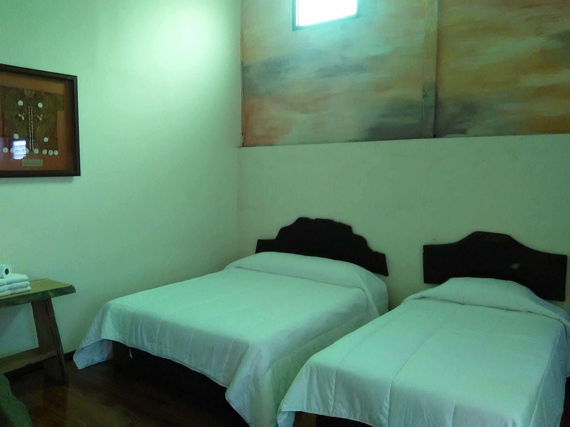 Kuching Waterfront Lodge Εξωτερικό φωτογραφία