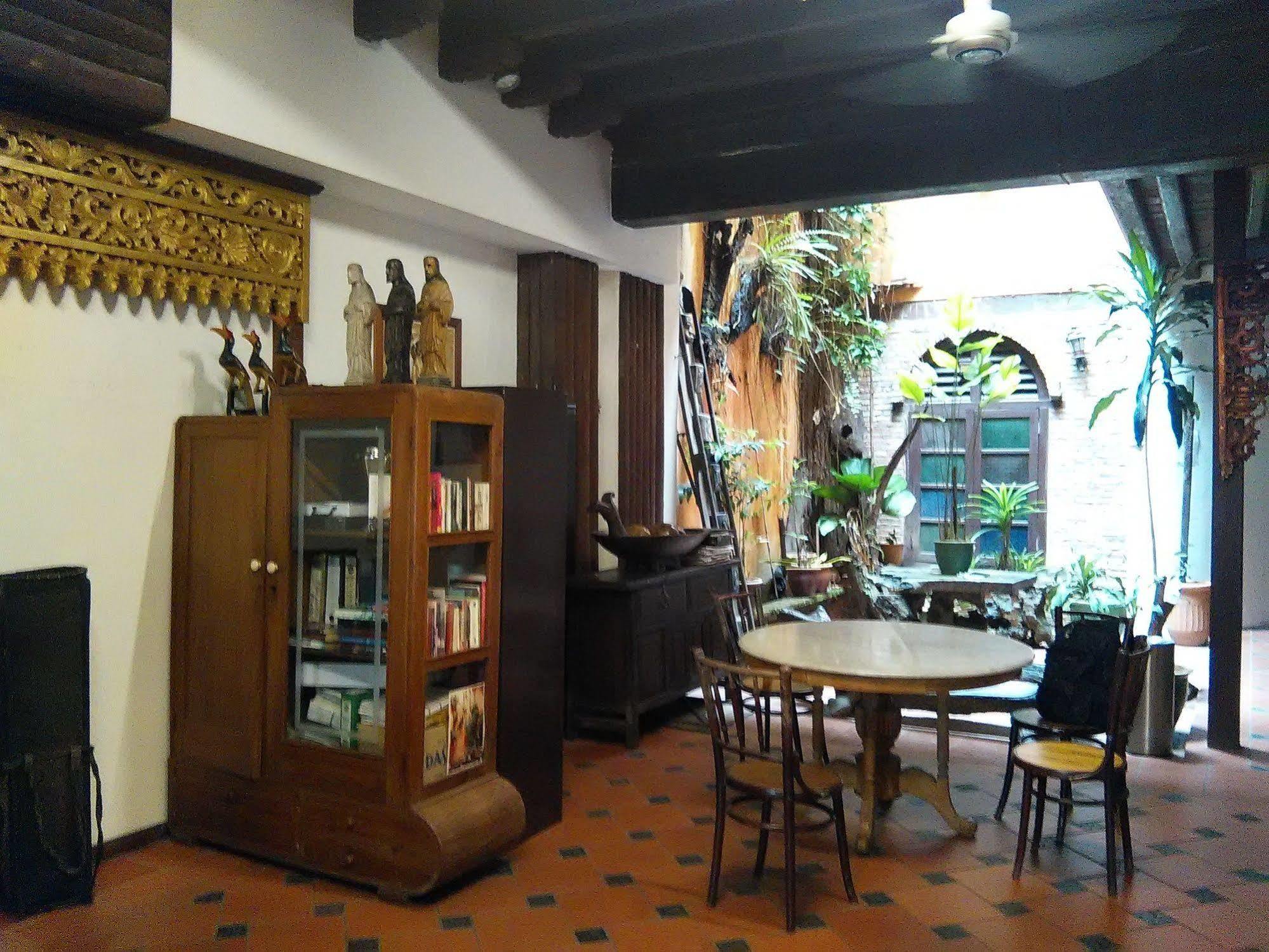 Kuching Waterfront Lodge Εξωτερικό φωτογραφία