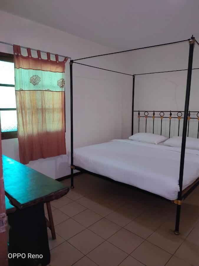 Kuching Waterfront Lodge Εξωτερικό φωτογραφία